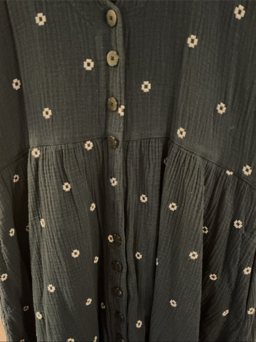 Madewell Navy Blue Textured Top with White Embroidered Motifs - Picture 3 of 6
